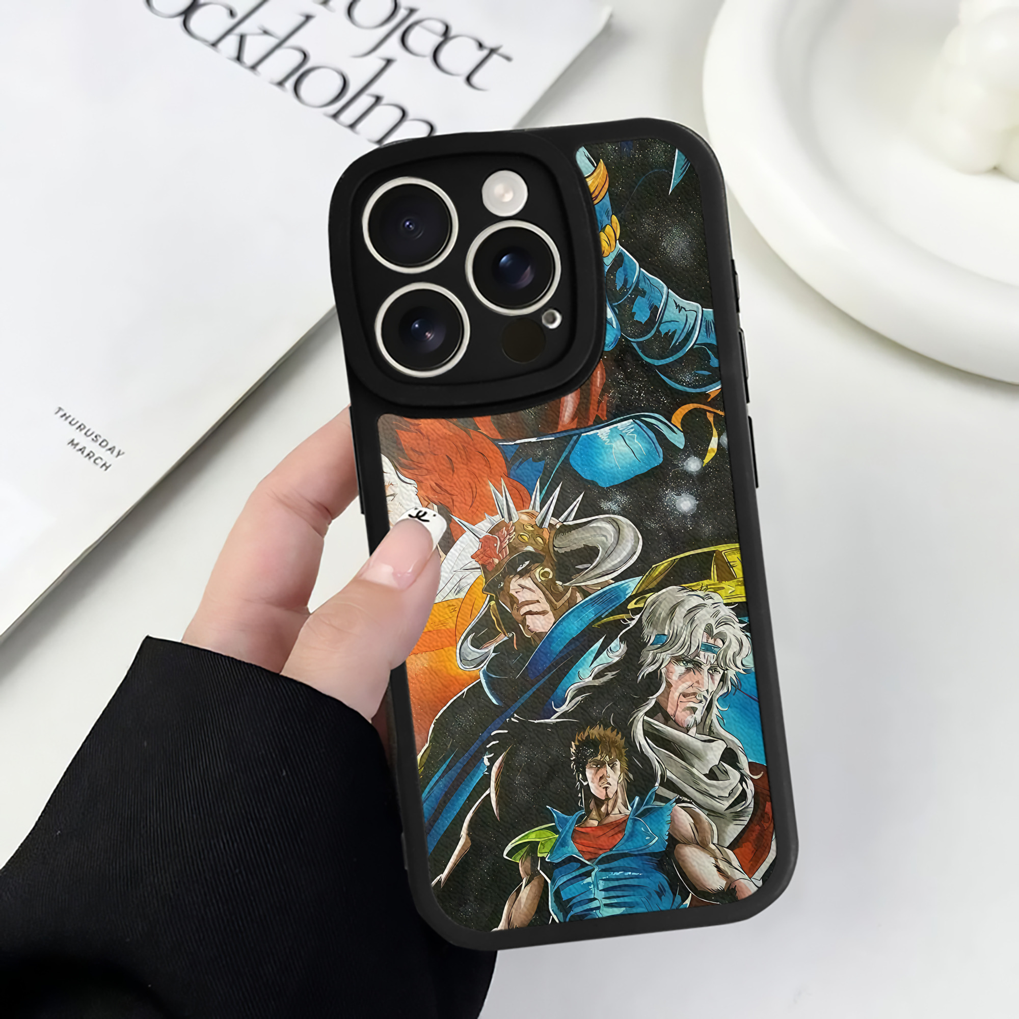 （画像用） 北斗の拳 Fist of the North Star 【iPhone 16シリーズ対応】シリコンスマホケース（レザー調） 材質：シリコン